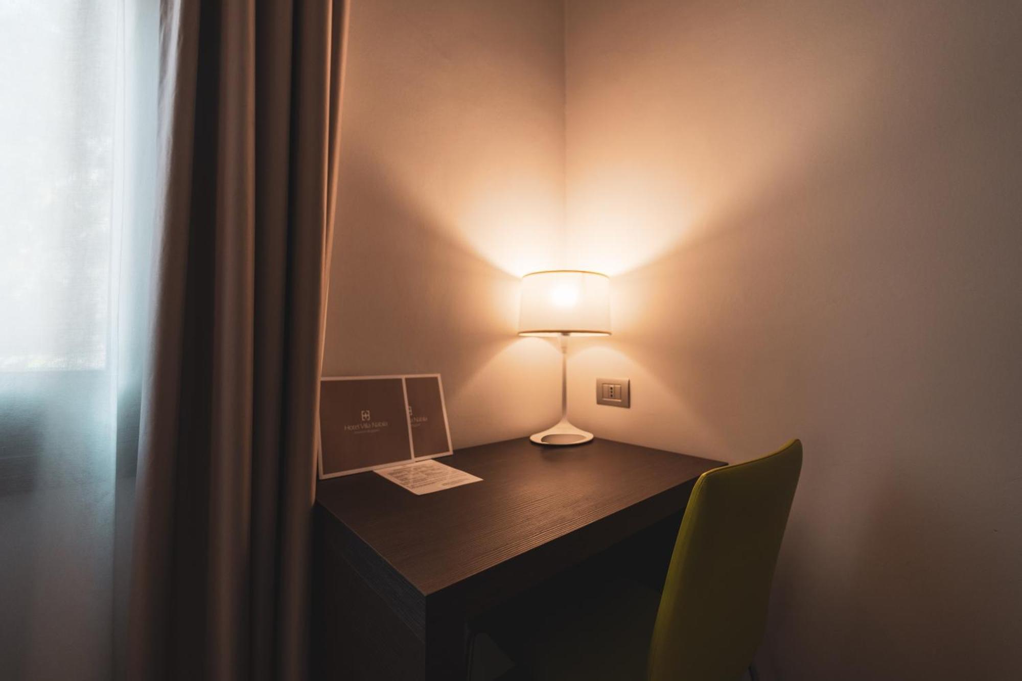 Hotel Villa Nabila Reggiolo Екстериор снимка