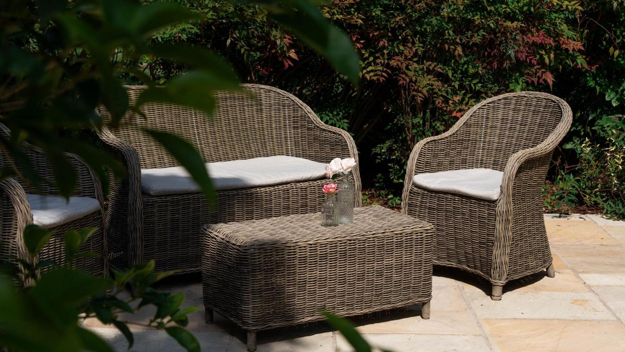 Hotel Villa Nabila Reggiolo Екстериор снимка