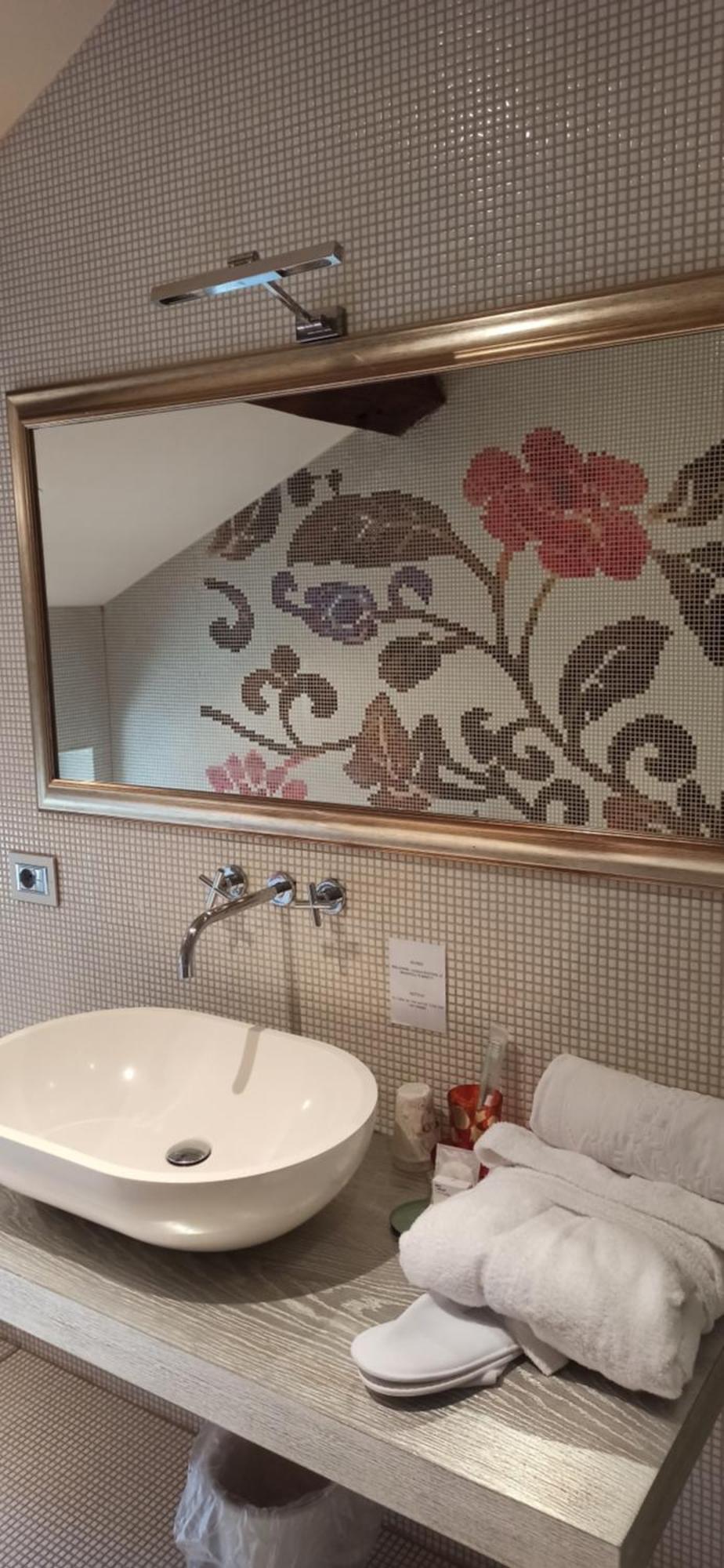 Hotel Villa Nabila Reggiolo Екстериор снимка