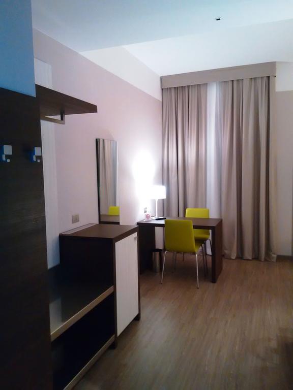 Hotel Villa Nabila Reggiolo Екстериор снимка